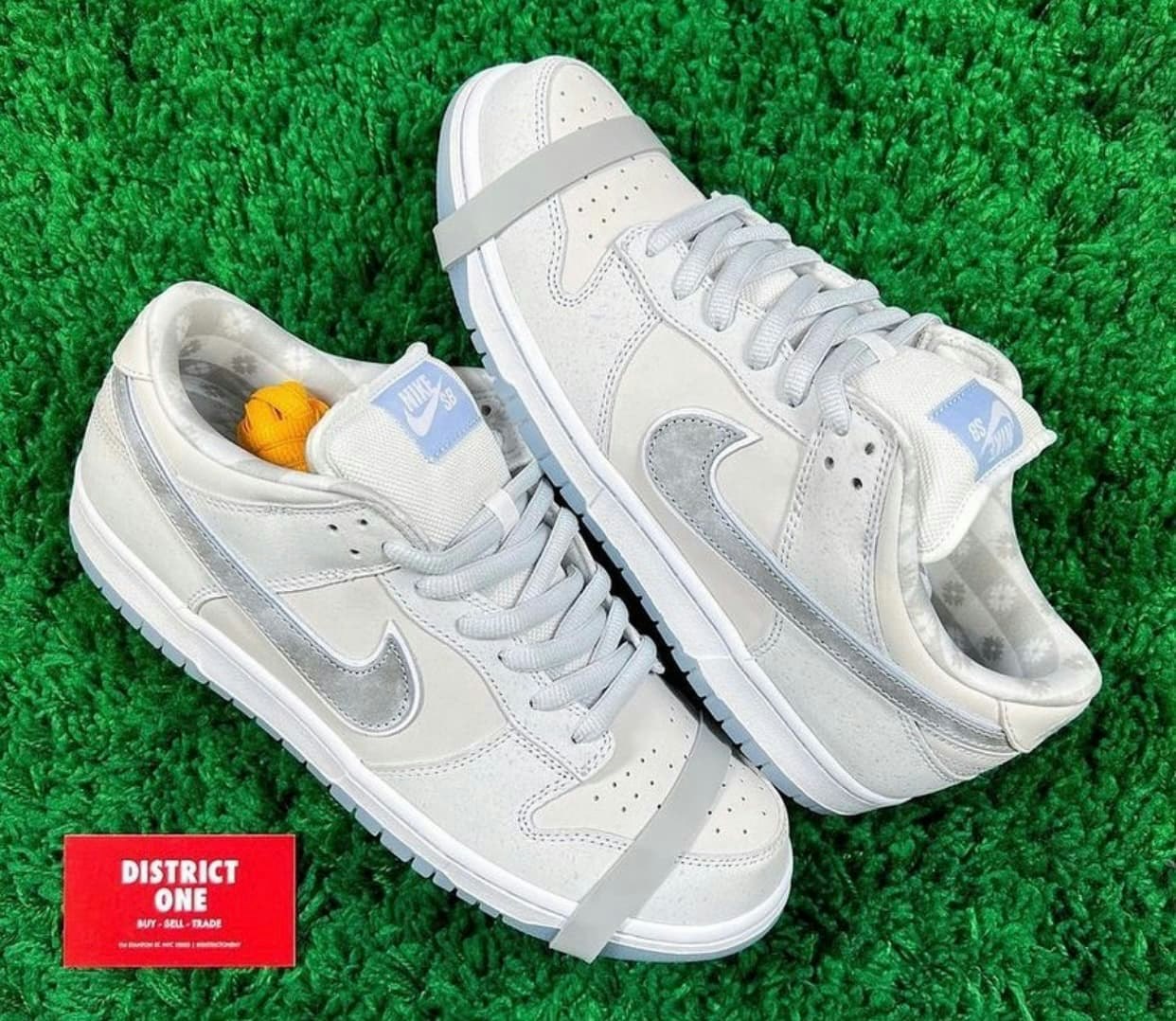 Concepts x Nike SB Dunk Low "White Lobster"