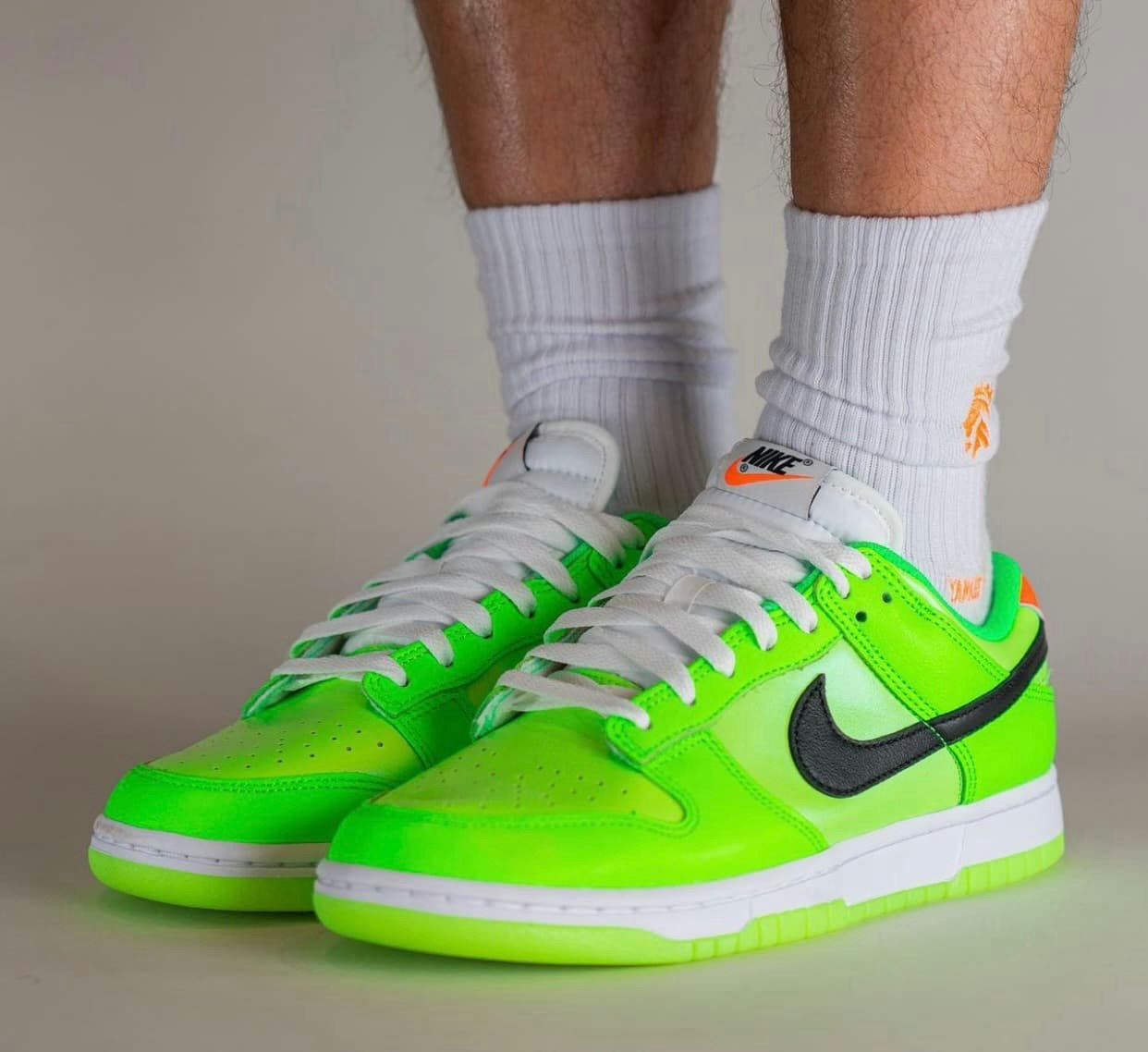 Nike Dunk Low "Glow in the dark"