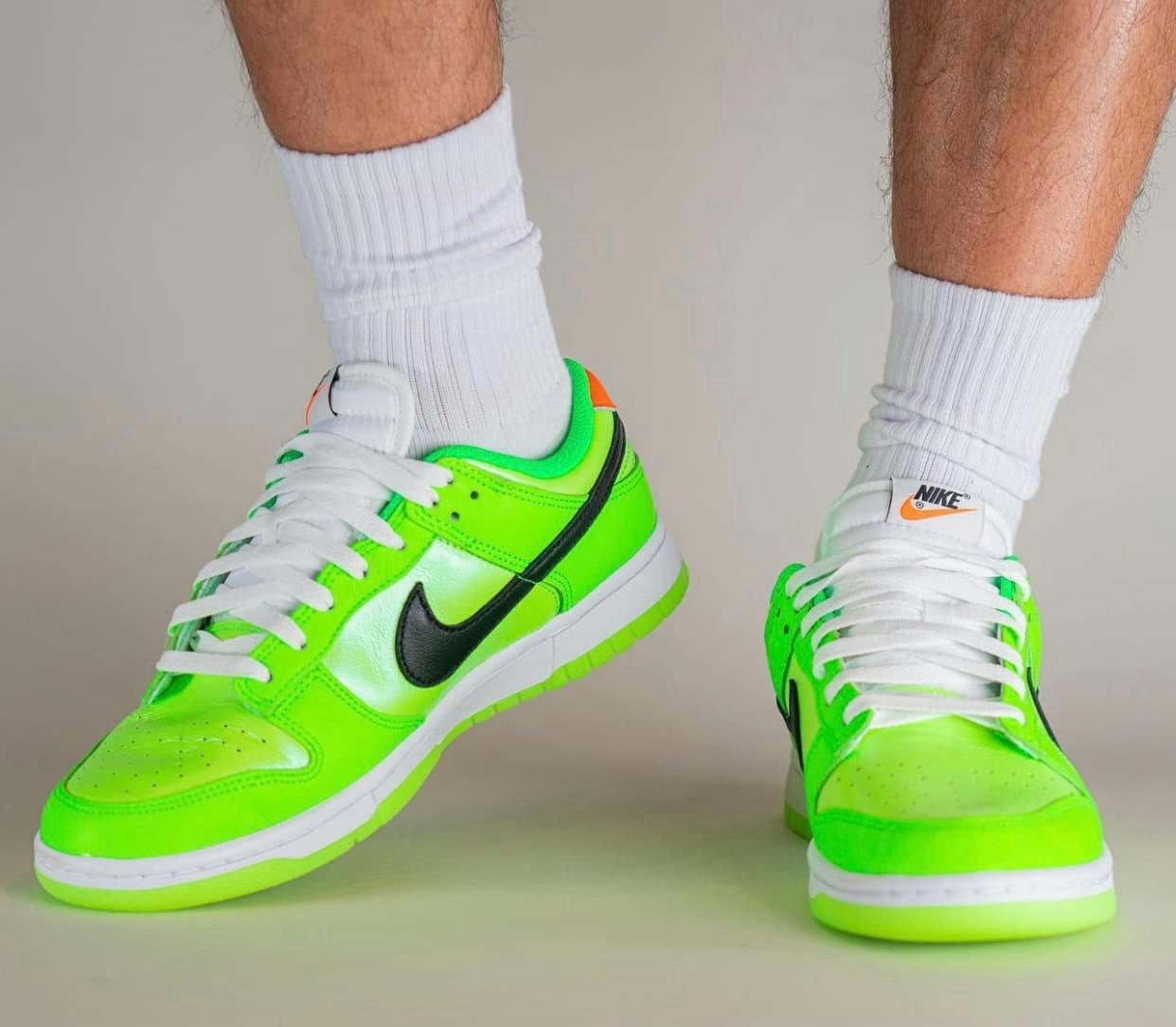 Nike Dunk Low "Glow in the dark"