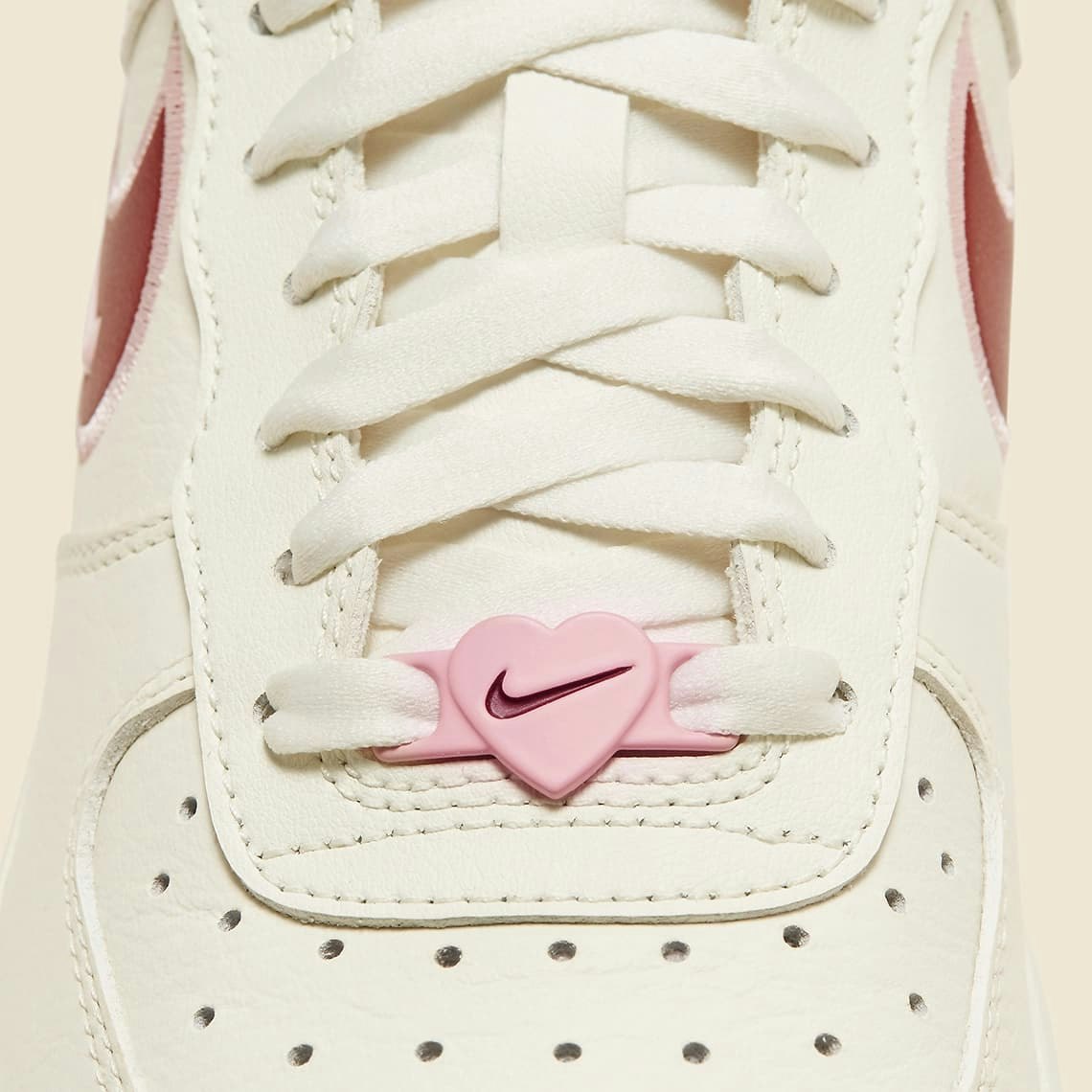 Nike Air Force 1 Low "Valentines Day" 2023 