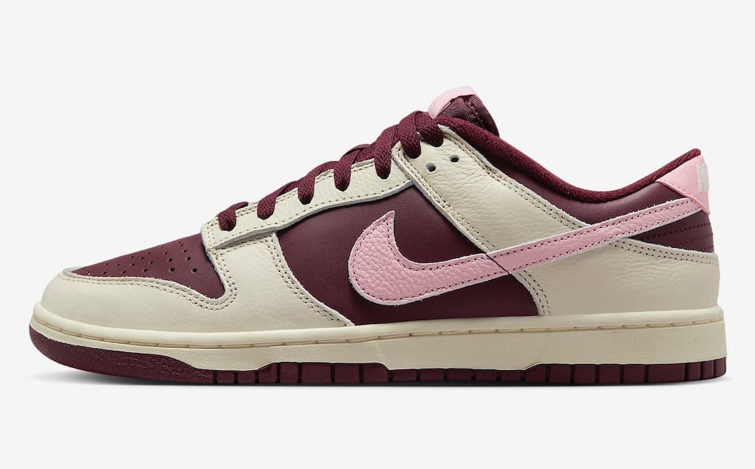 Nike Dunk Low "Valentines Day" 2023