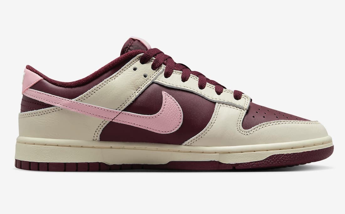 Nike Dunk Low "Valentines Day" 2023