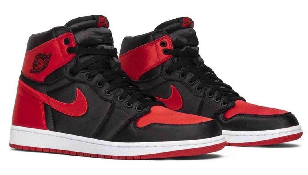 Air Jordan 1 High OG "Satin Bred" 