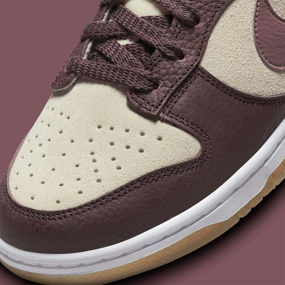 Nike Dunk Low "Plum Eclipse"