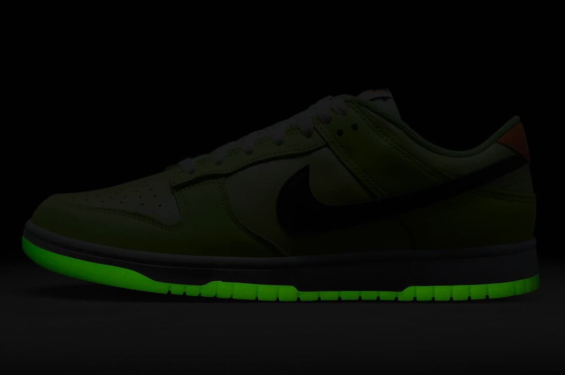 Nike Dunk Low "Glow in the dark"