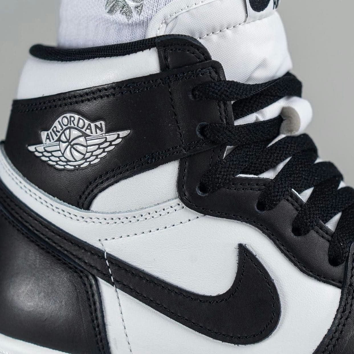 Air Jordan 1 High 85 “Black White” 