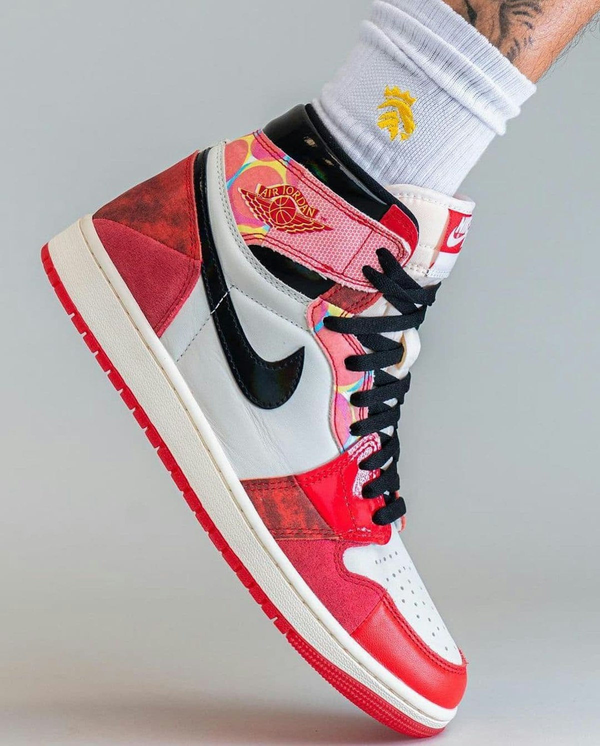 Air Jordan 1 SpiderMan "Across the SpiderVerse" kaufen