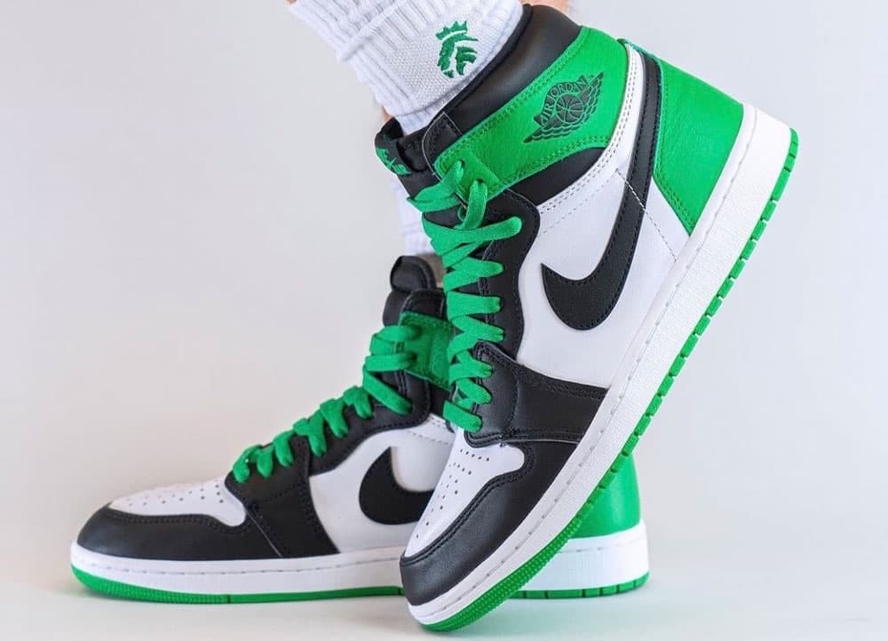 Air Jordan 1 High OG "Lucky Green"