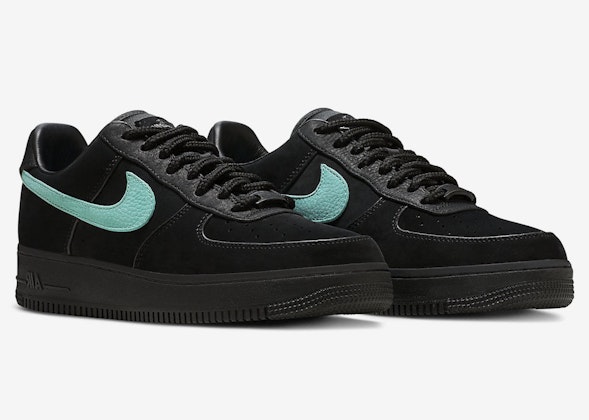 Wie bekomme ich die Tiffany & Co. Nike Air Force 1?