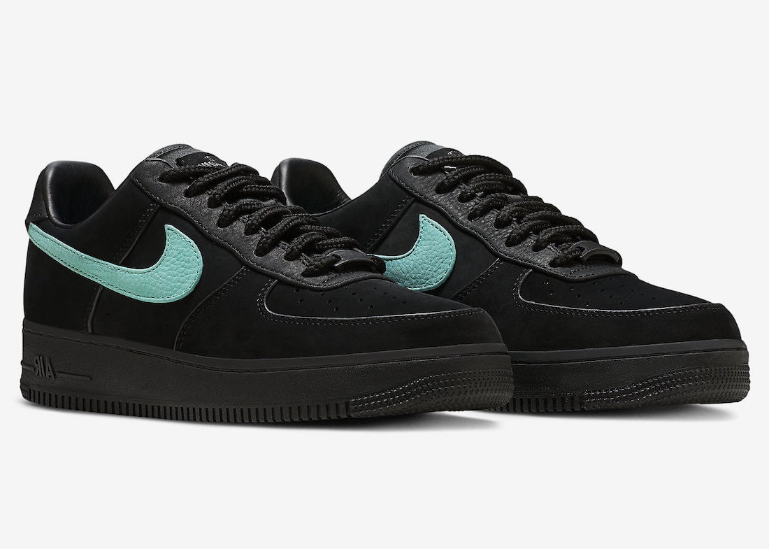 Wie bekomme ich die Tiffany & Co. Nike Air Force 1?