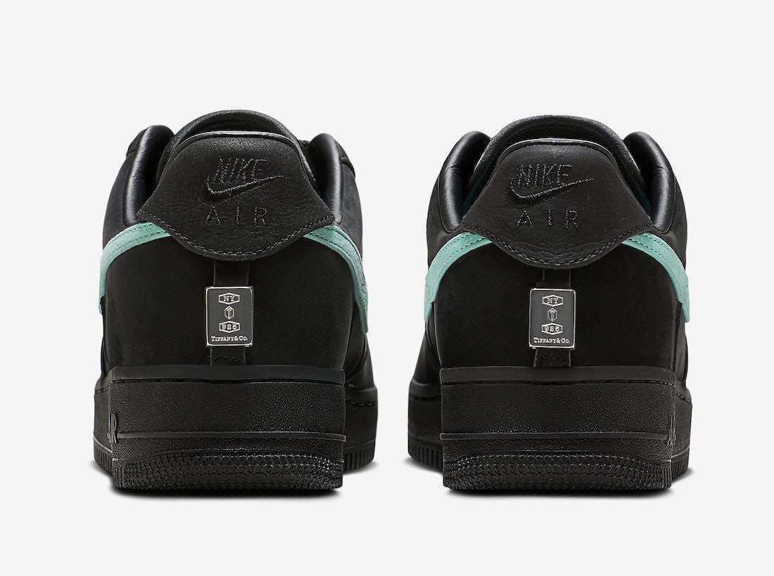 Wie bekomme ich die Tiffany & Co. Nike Air Force 1?