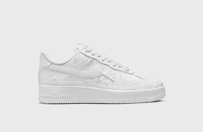 Billie Eilish x Nike Air Force 1 Low "Triple White" Billie Eilish x Nike Air Force 1 Low "Triple White"