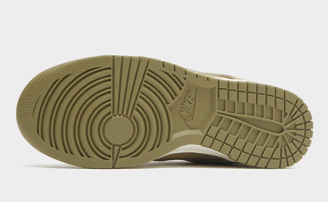 Nike Dunk Low PRM "Neutral Olive"