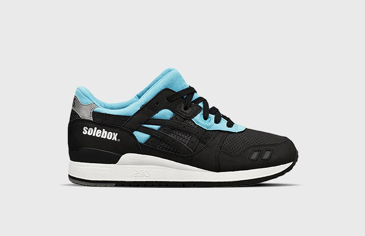 Solebox x Asics Gel-Lyte III "Blue Carpenter Bee"