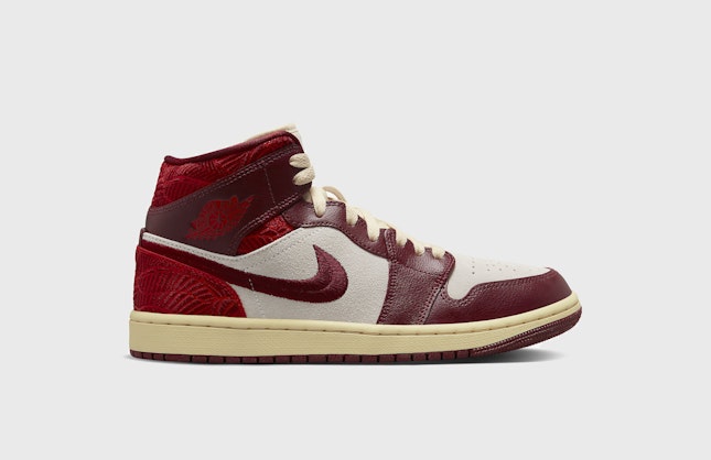 Air Jordan 1 Mid SE "Tiki Leaf"