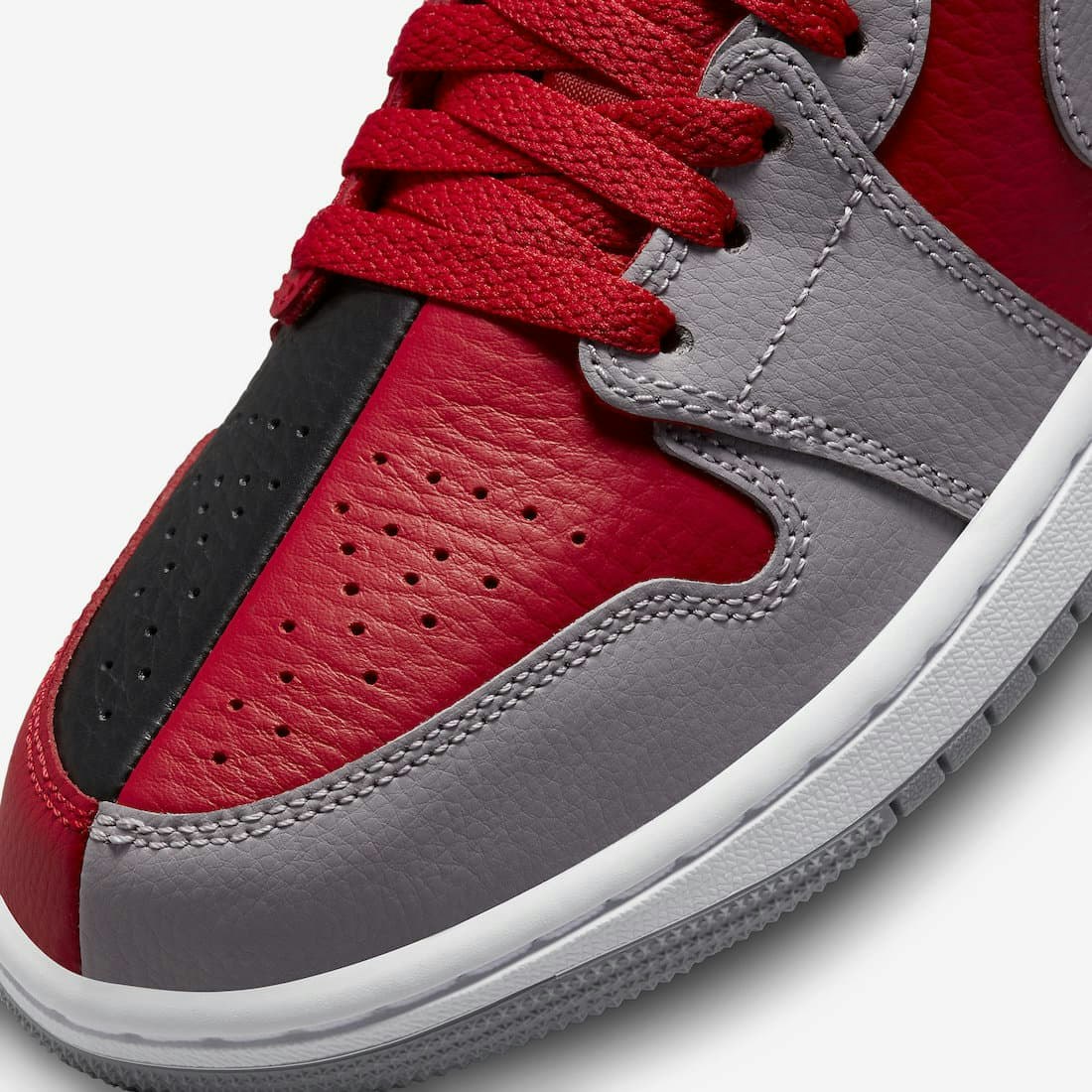Air Jordan 1 Low SE "Split"