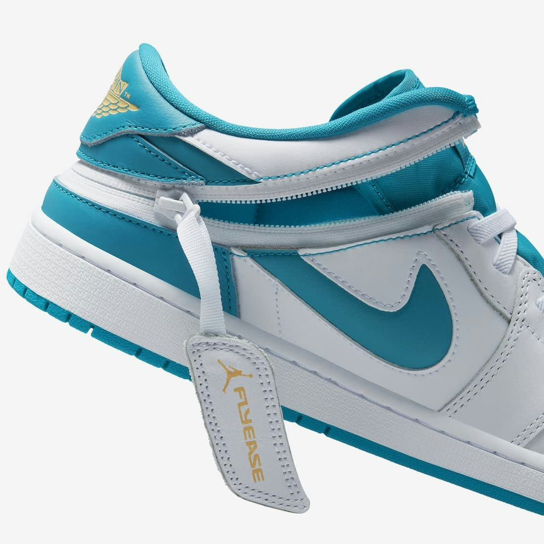 Air Jordan 1 Low FlyEase "Aquatone"