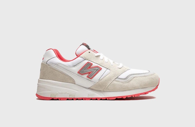 Jeff Staple x New Balance 575 "White Pigeon" Jeff Staple x New Balance 575 "White Pigeon"