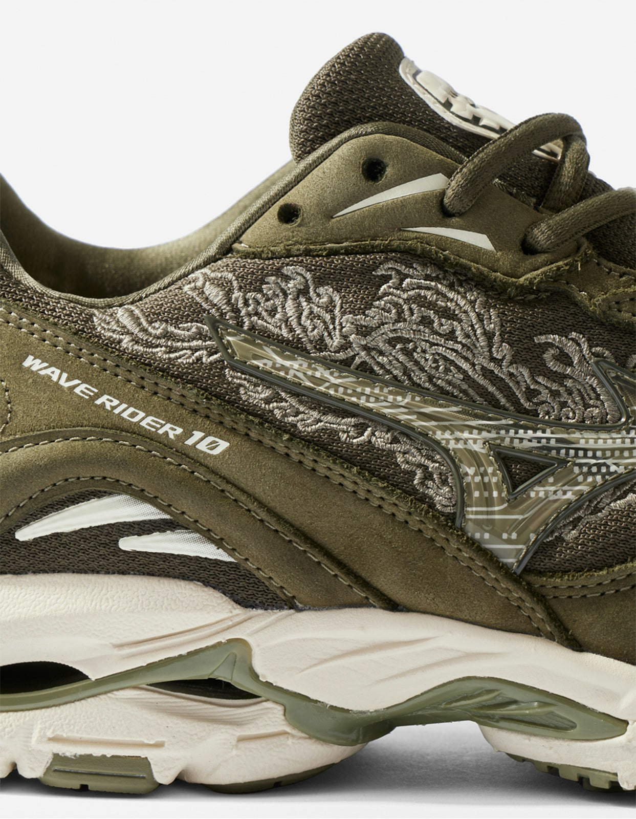 Maharishi x Mizuno Waverider 10 "Fire Phoenix"