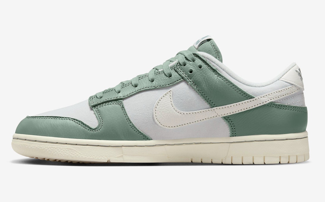 Nike Dunk Low "Mica Green"