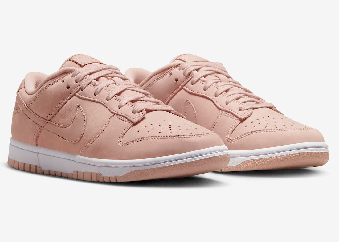 Nike Dunk Low PRM "Soft Pink"