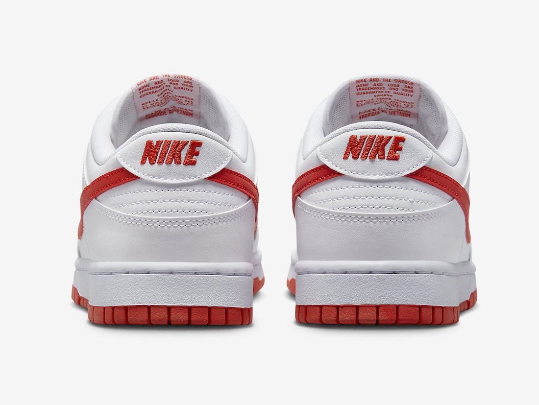 Nike Dunk Low "Picante Red"