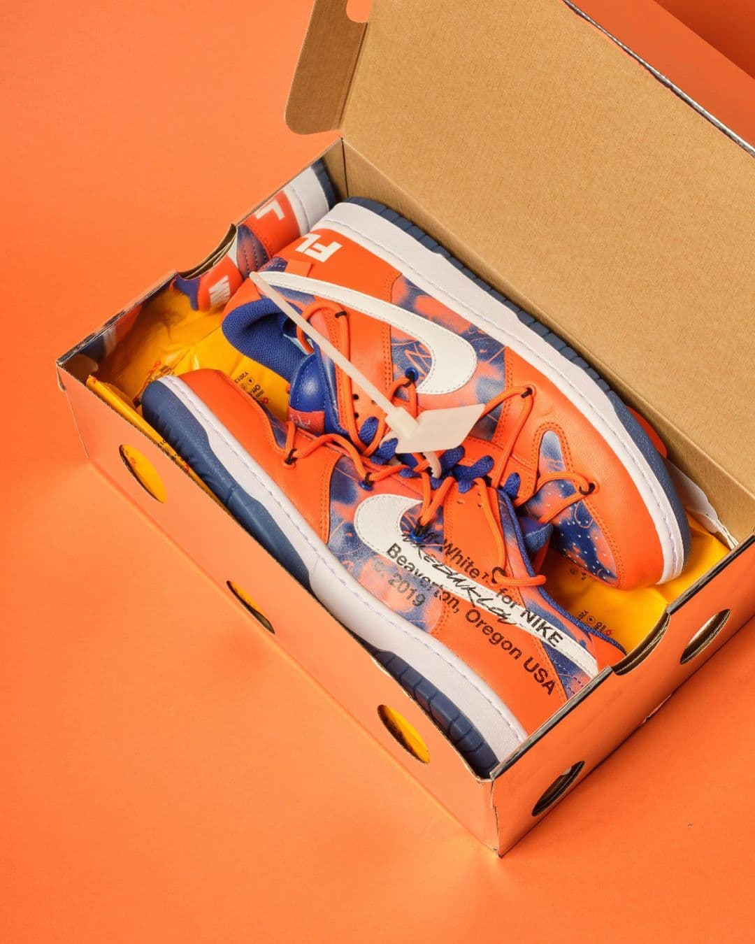 Off White x Futura x Nike Dunk Low kaufen HEAT MVMNT