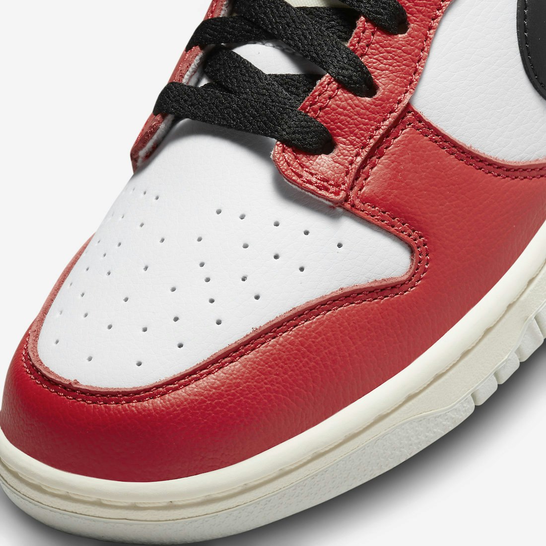 Nike Dunk Low "Chicago Split"