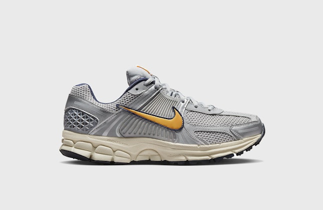 Nike Zoom Vomero 5 "Pure Platinum" Nike Zoom Vomero 5 "Pure Platinum"