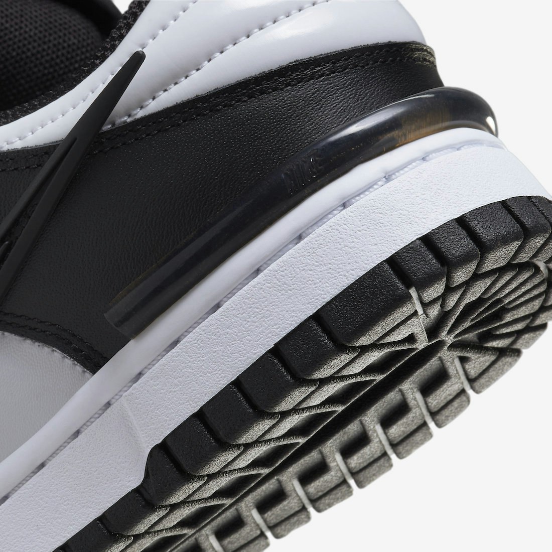Nike Dunk Low Twist "Panda"