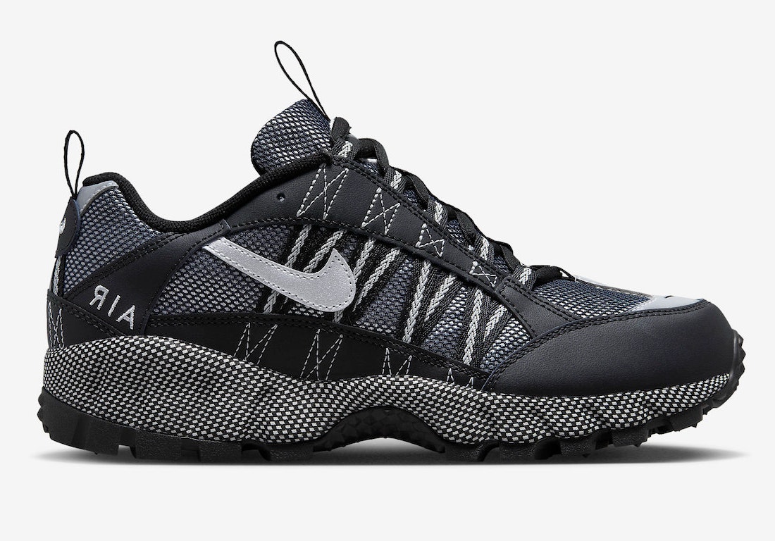 Nike Air Humara "Black Metallic"