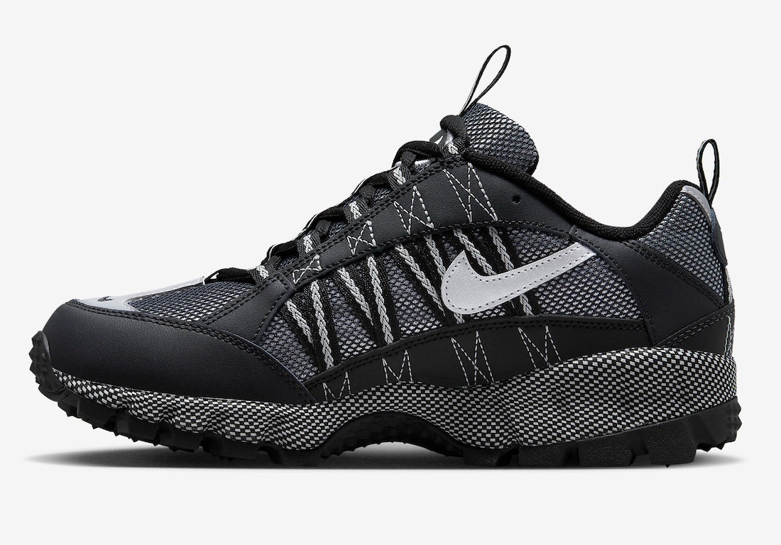 Nike Air Humara "Black Metallic"
