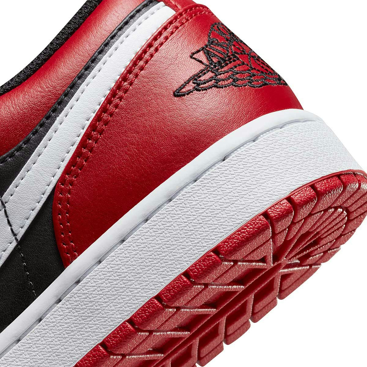 Air Jordan 1 Low "Alternate Bred" 