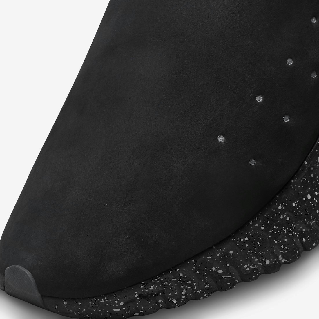 Undercover x Nike Moc Flow "Black"