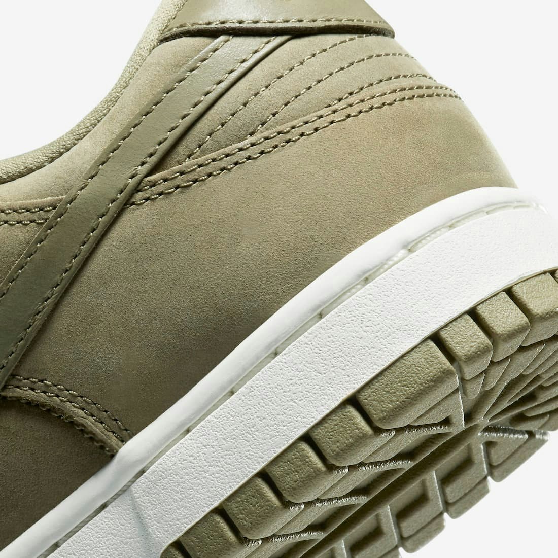 Nike Dunk Low PRM "Neutral Olive"