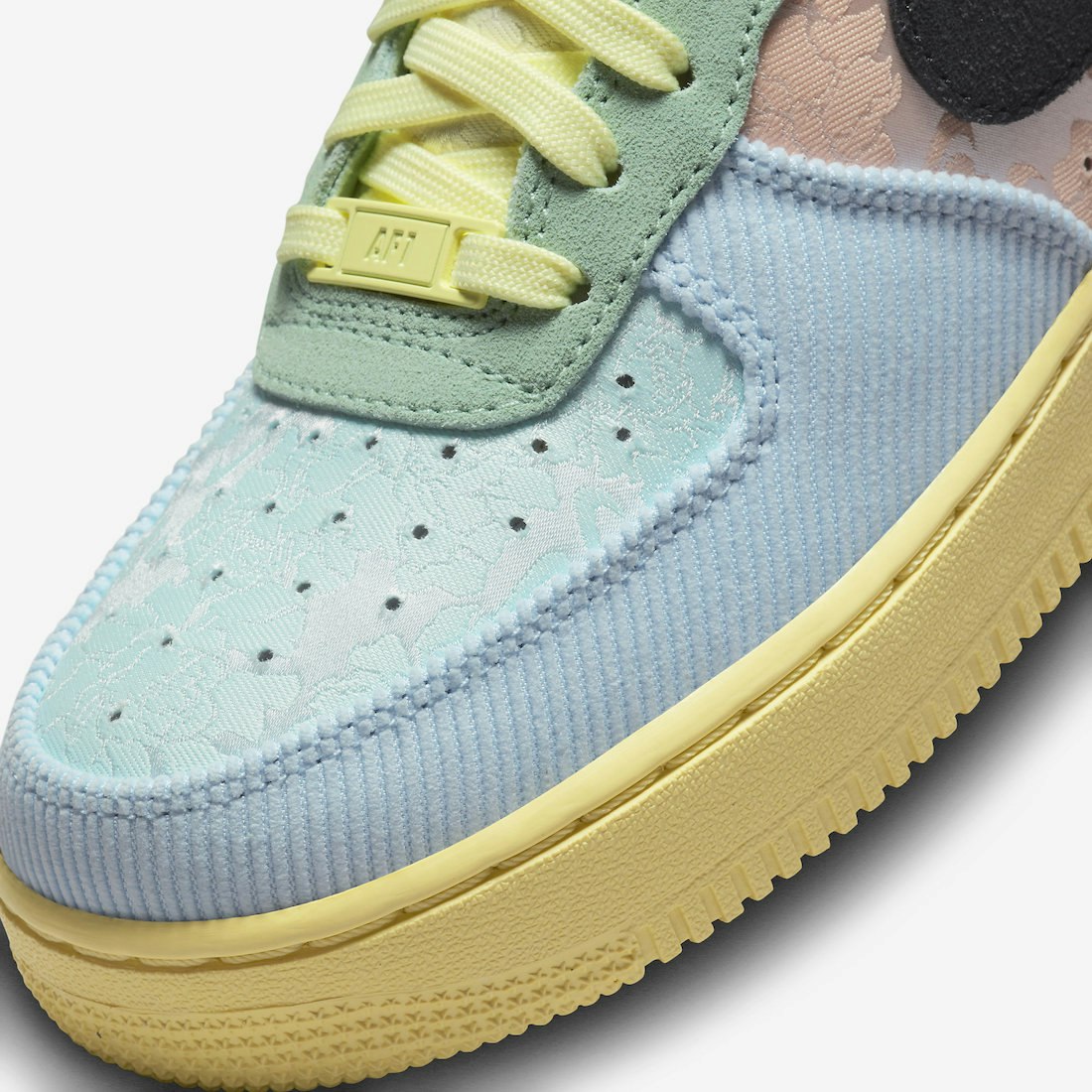 Nike Air Force 1 Low "Celestine Blue"