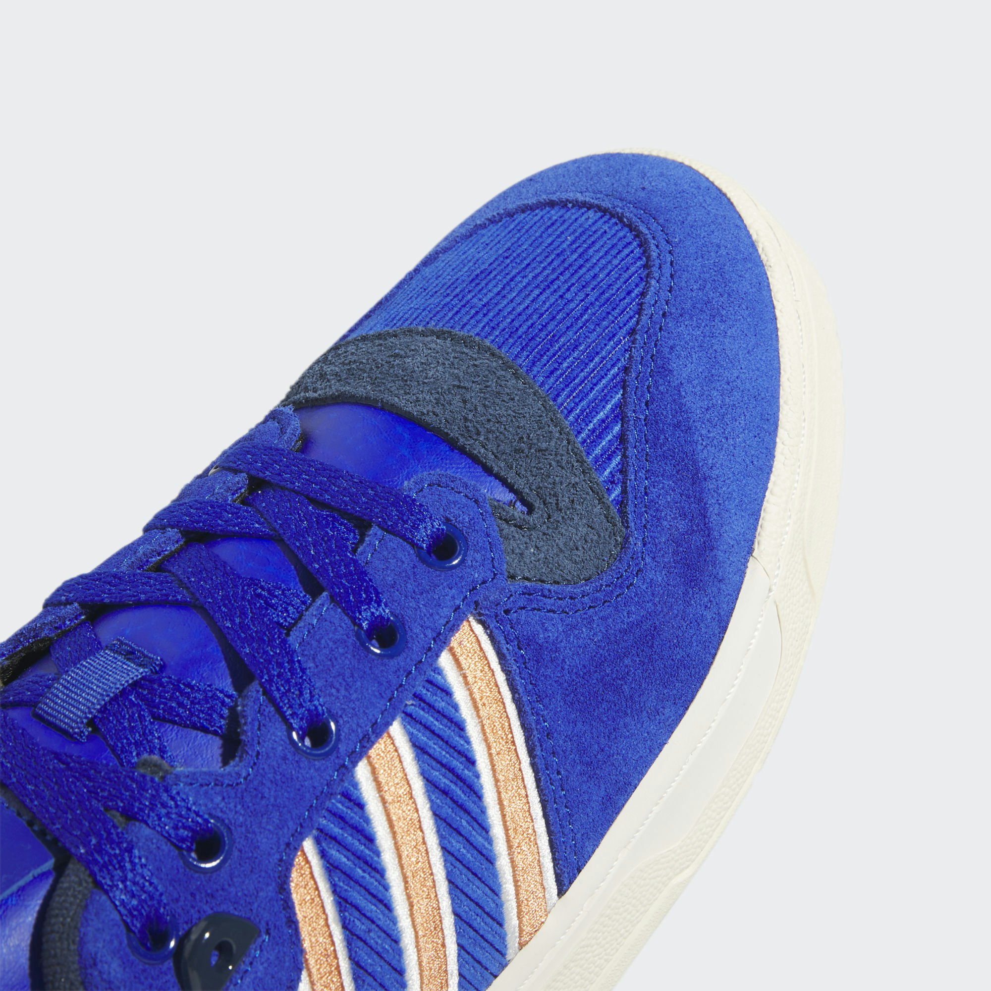 adidas Rivalry 86 Low "New York Knicks" (Bold Blue)