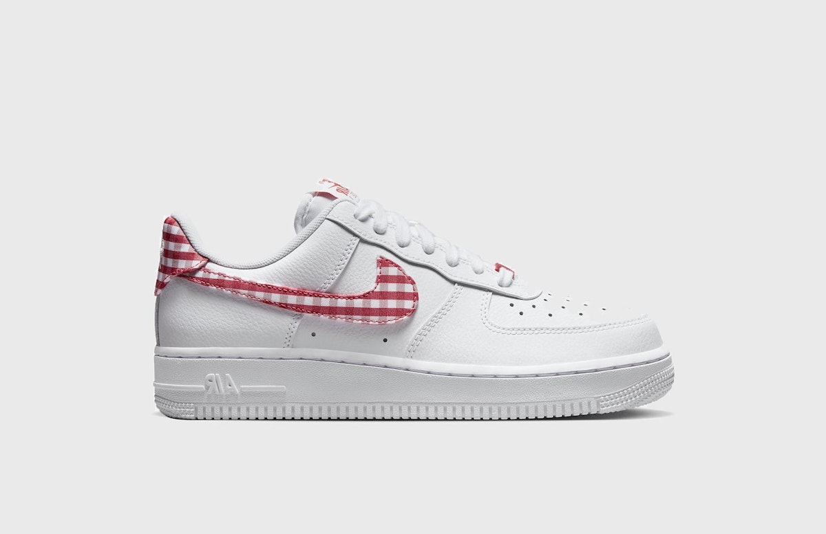 new release nike air