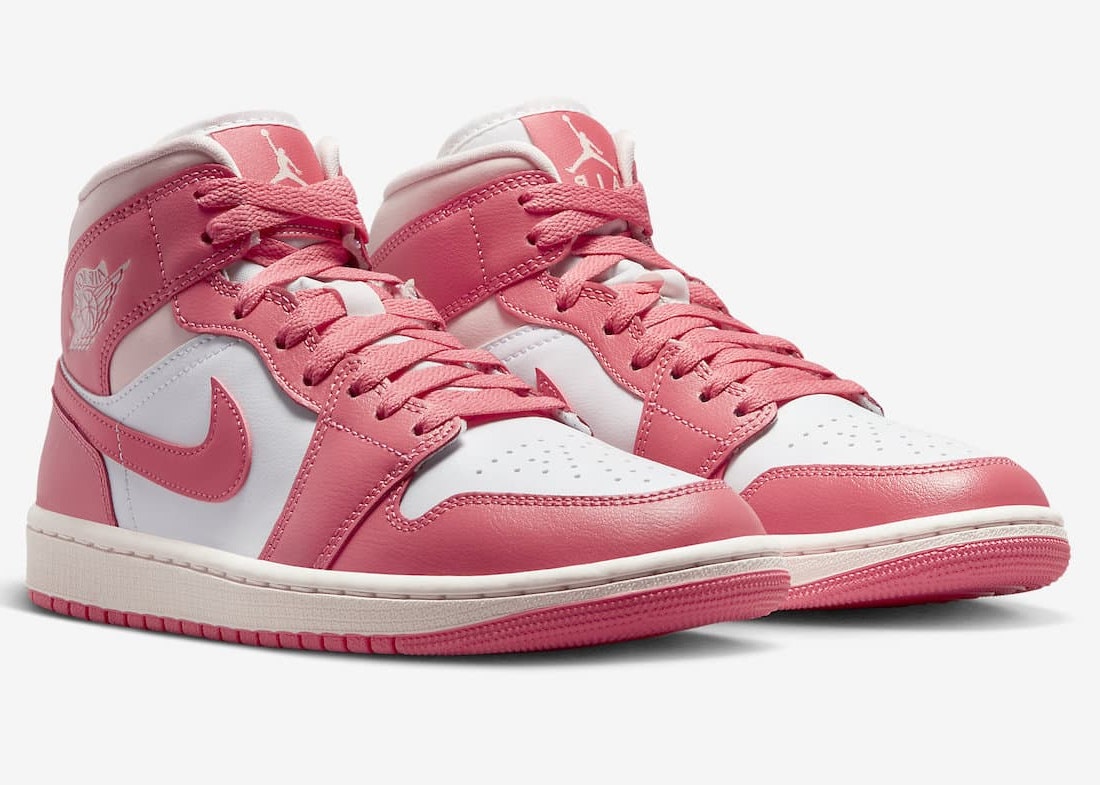 Air Jordan 1 Mid "Strawberries and Cream"