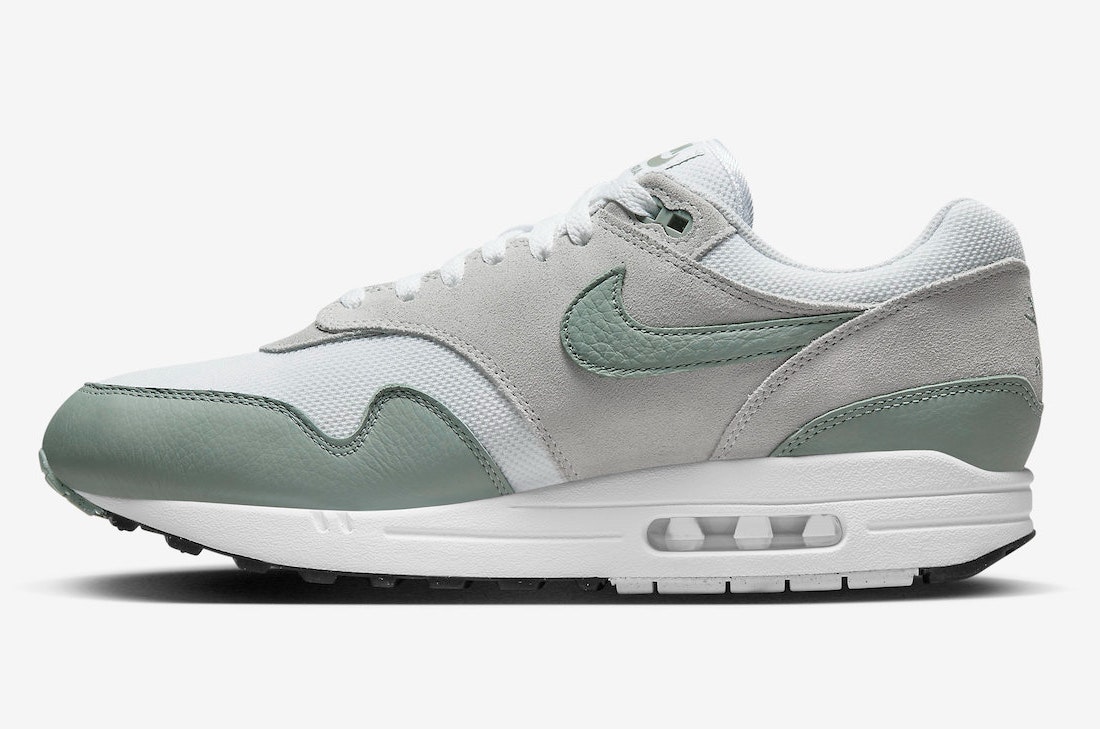 Nike Air Max 1 "Mica Green"