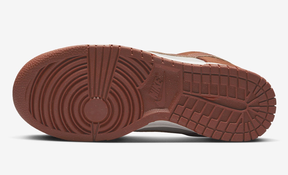 Nike Dunk Low "Rugged Orange"