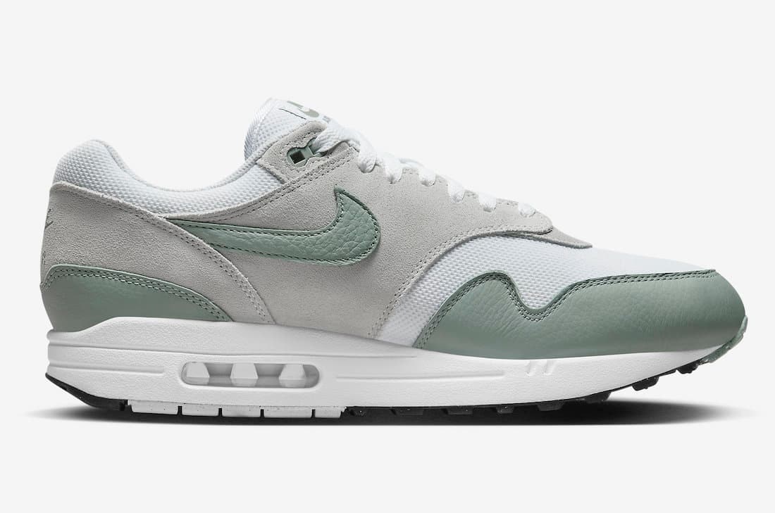 Nike Air Max 1 "Mica Green" 