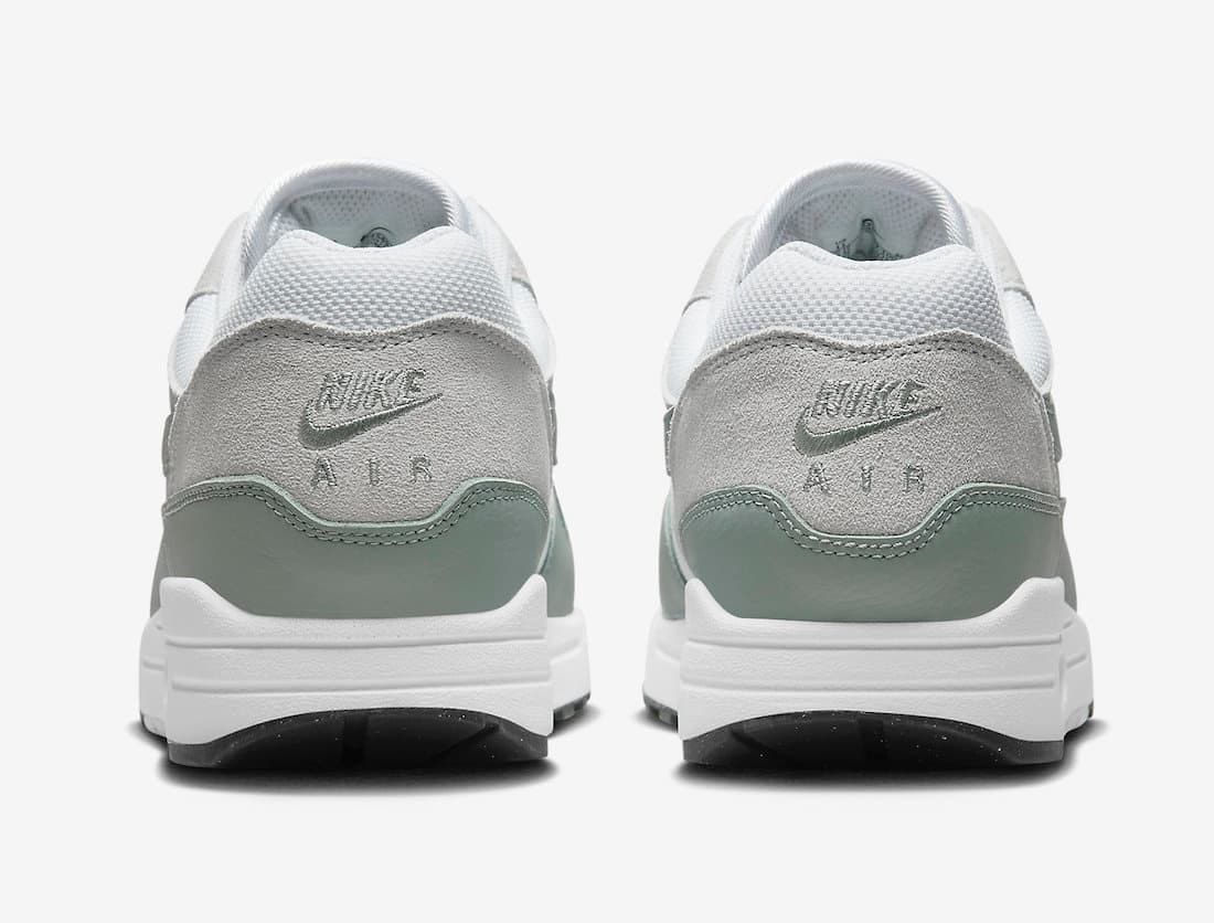 Nike Air Max 1 "Mica Green" 