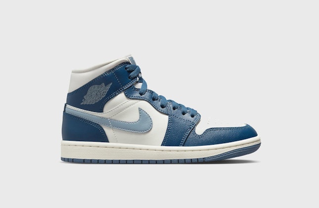 Air Jordan 1 Mid "Sky J French Blue" Air Jordan 1 Mid "Sky J French Blue"