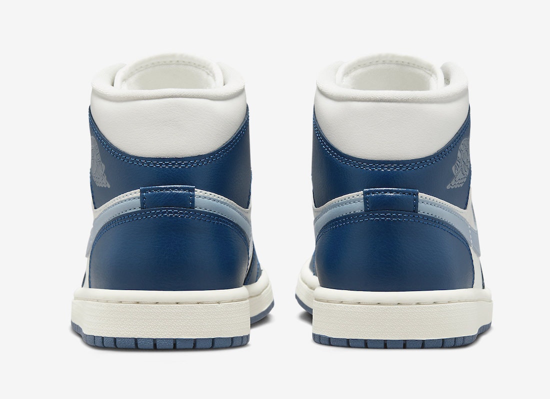 Air Jordan 1 Mid "Sky J French Blue"