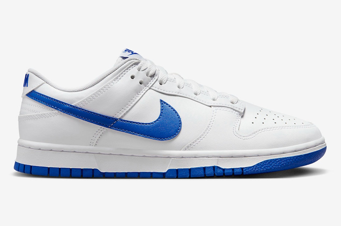 Nike Dunk Low "Hyper Royal"