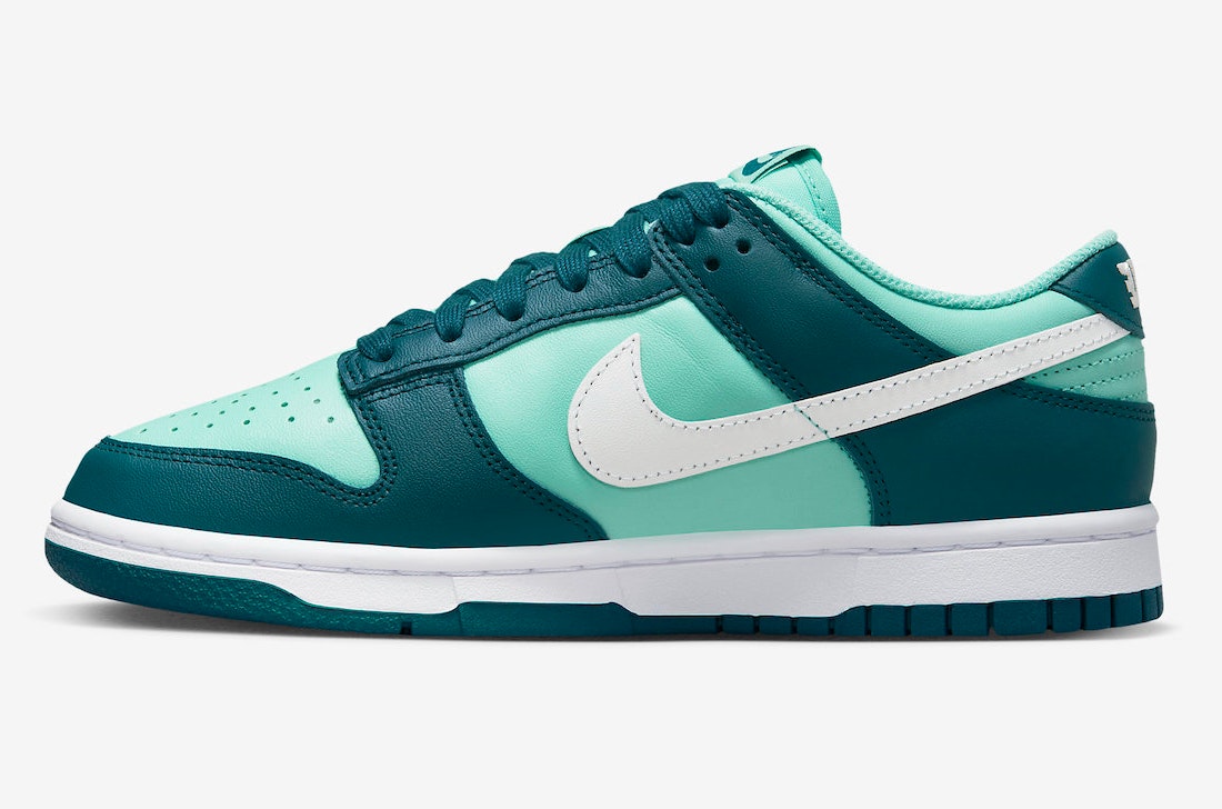 Nike Dunk Low "Geode Teal"