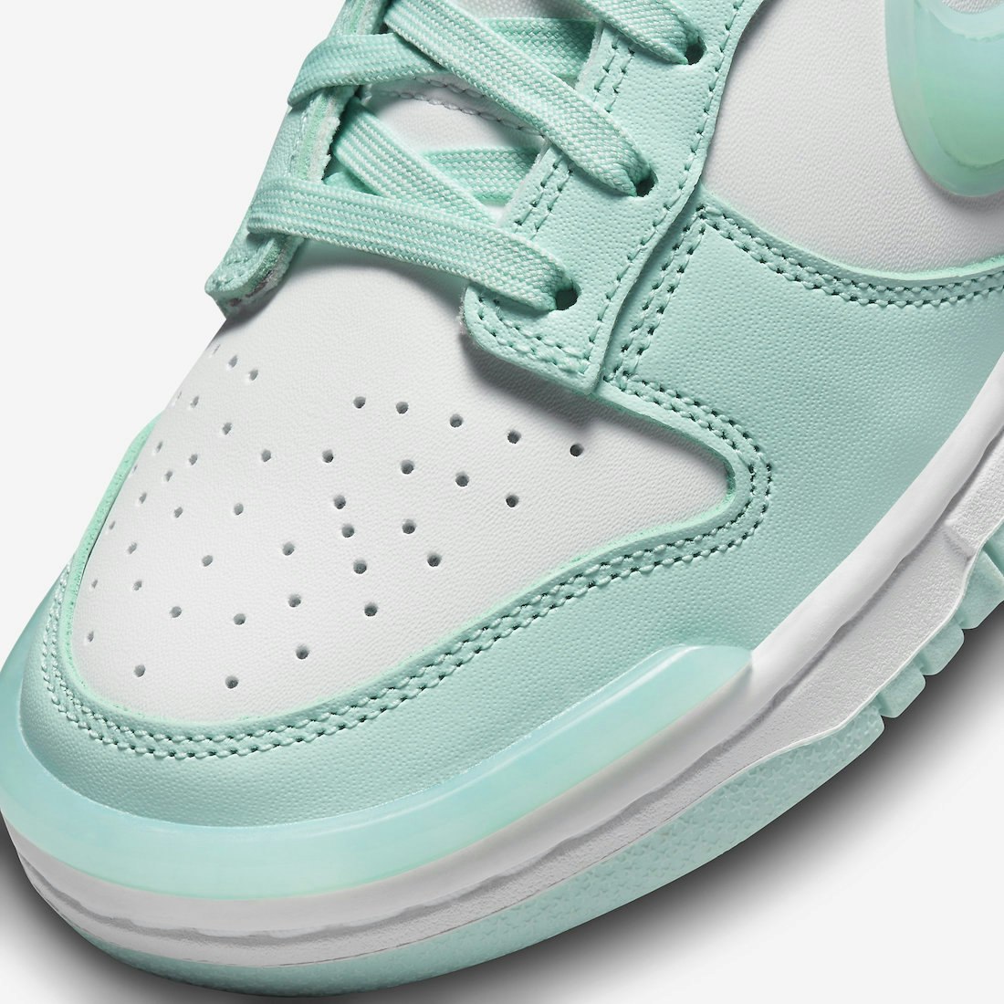 Nike Dunk Low Twist "Jade Ice"