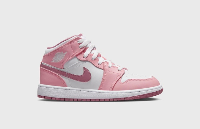 Air Jordan 1 Mid GS "Coral Chalk"