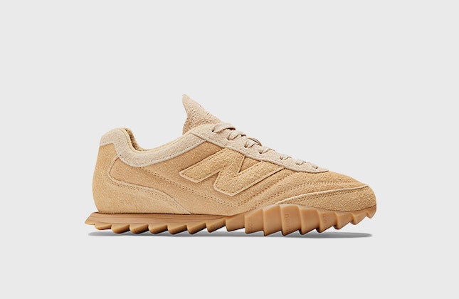 AURALEE x New Balance RC-30 "Tan" AURALEE x New Balance RC-30 "Tan"